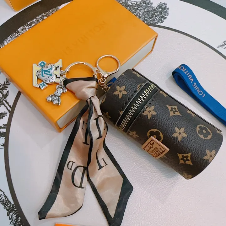 スーパーコピー ルイヴィトン キーホルダー