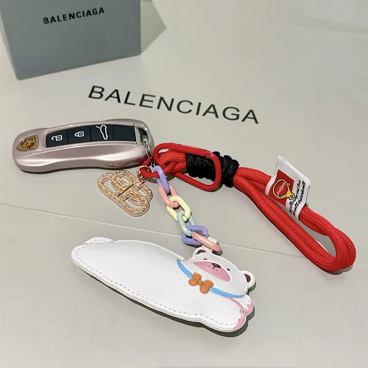 スーパーコピー バレンシアガ キーホルダー