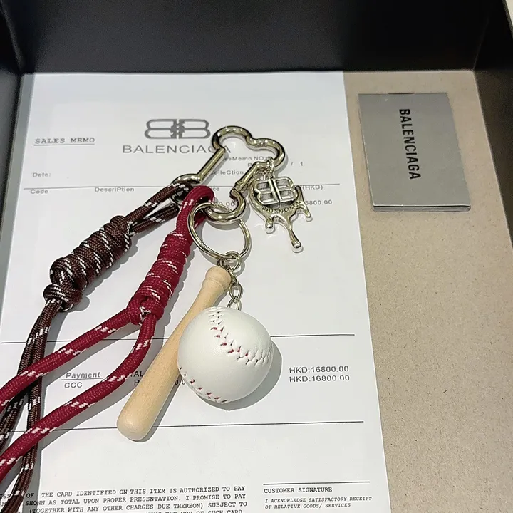 スーパーコピー バレンシアガ キーホルダー