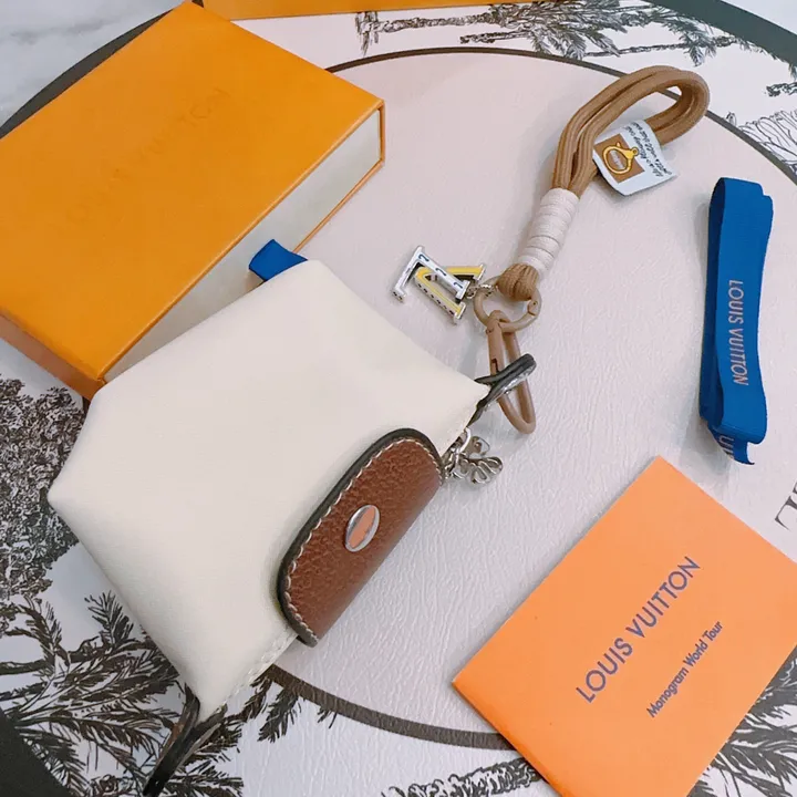 スーパーコピー ルイヴィトン キーホルダー