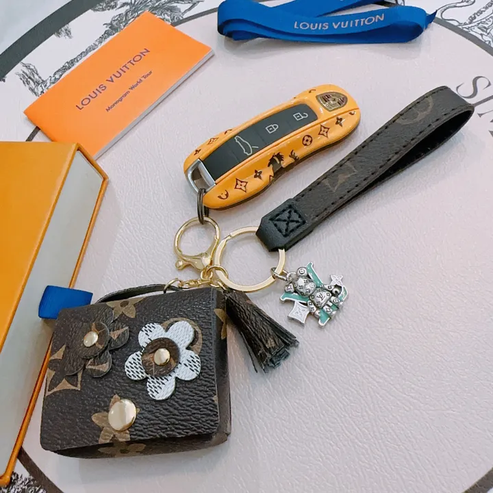 スーパーコピー ルイヴィトン キーホルダー
