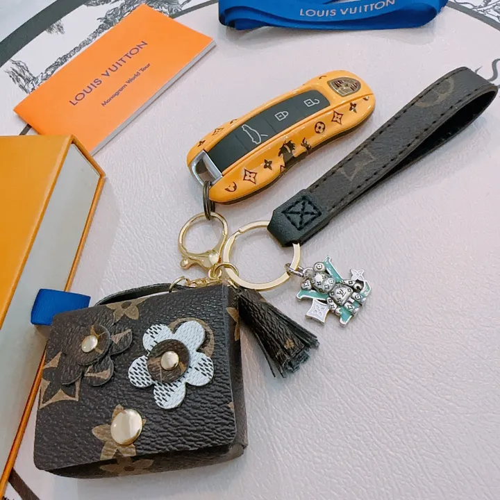 スーパーコピー ルイヴィトン キーホルダー