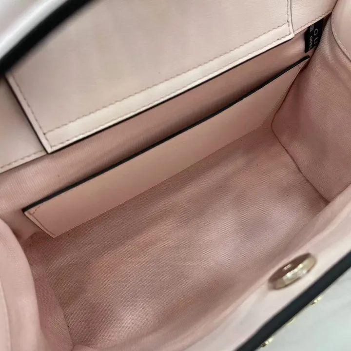 スーパーコピー ルイヴィトン キーホルダー