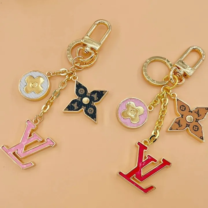 スーパーコピー ルイヴィトン キーホルダー
