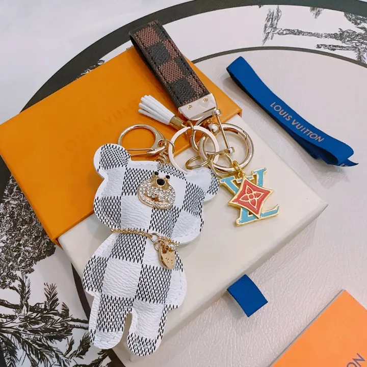 スーパーコピー ルイヴィトン キーホルダー