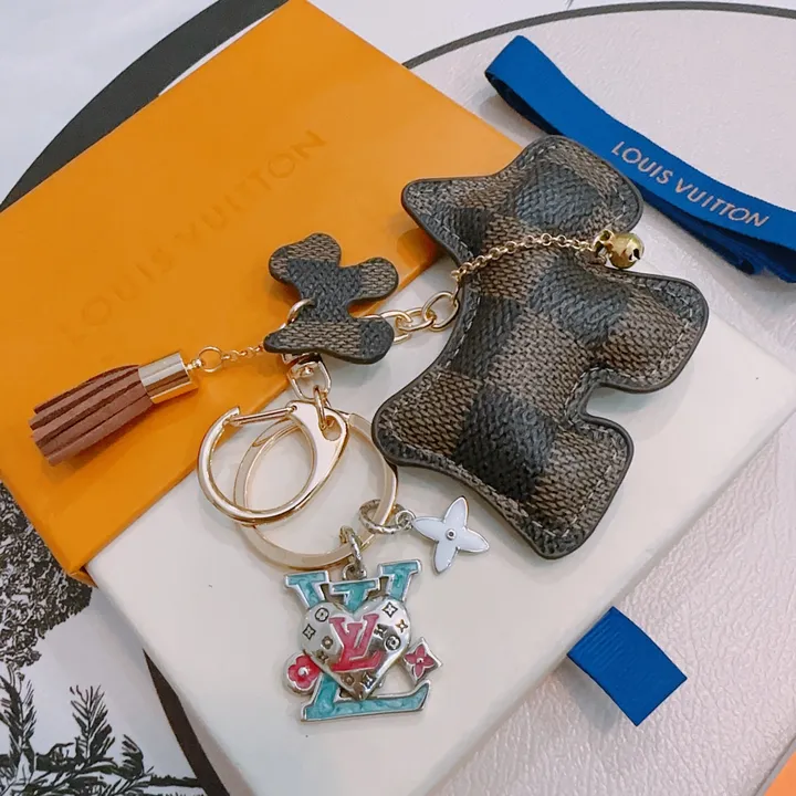 スーパーコピー ルイヴィトン キーホルダー
