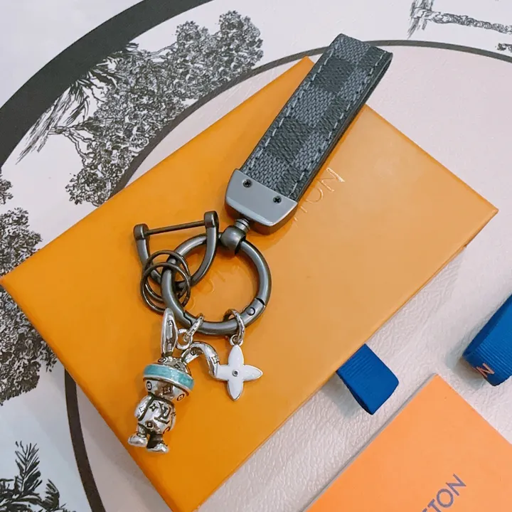 スーパーコピー ルイヴィトン キーホルダー