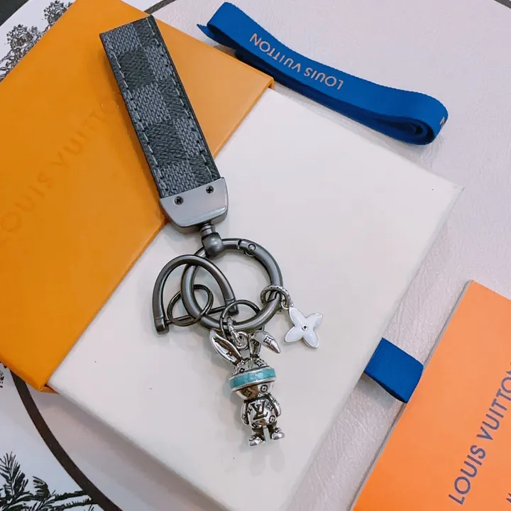 スーパーコピー ルイヴィトン キーホルダー