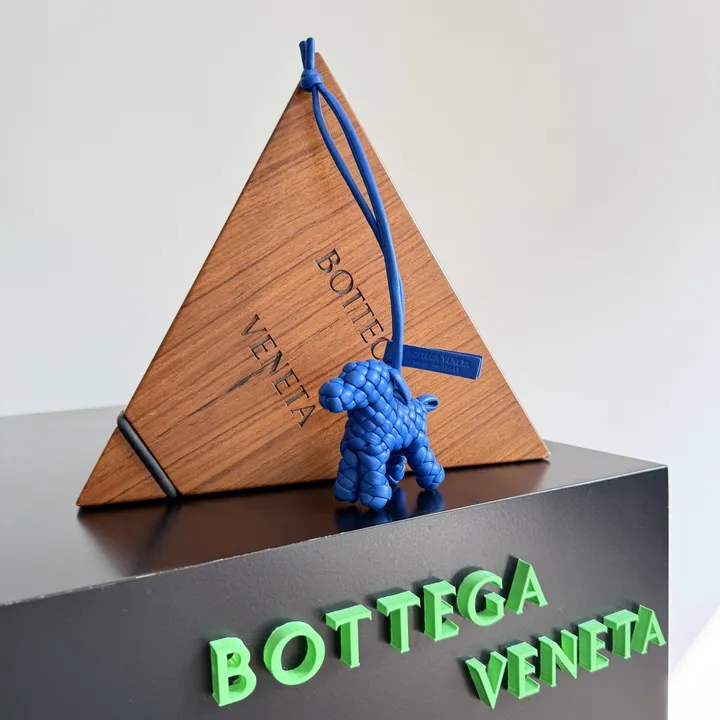 スーパーコピー ボッテガ ヴェネタ キーホルダー