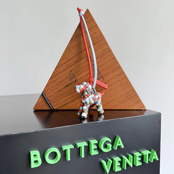 スーパーコピー ボッテガ ヴェネタ キーホルダー