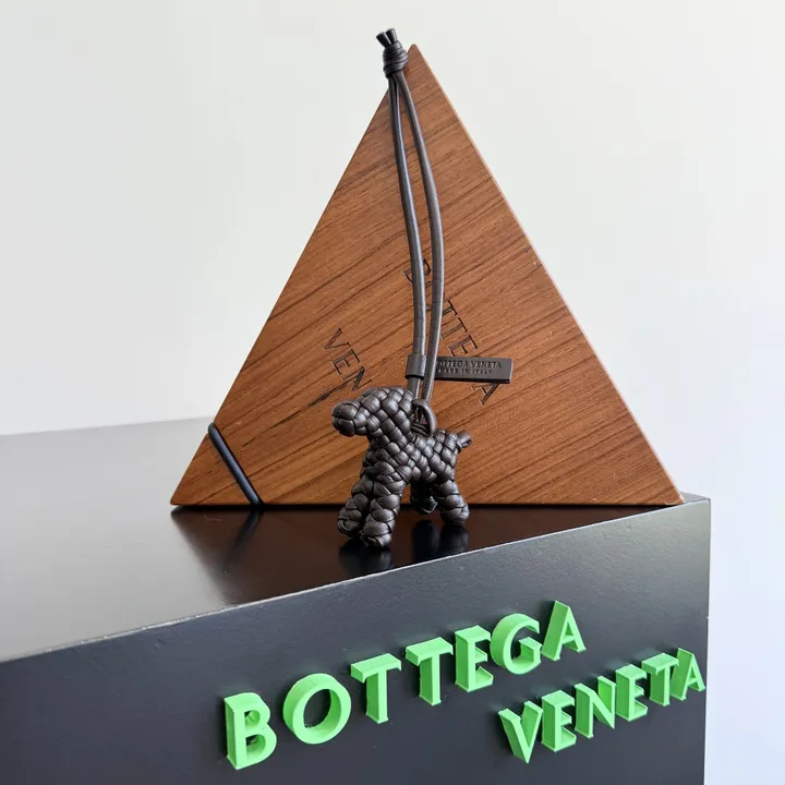 スーパーコピー ボッテガ ヴェネタ キーホルダー