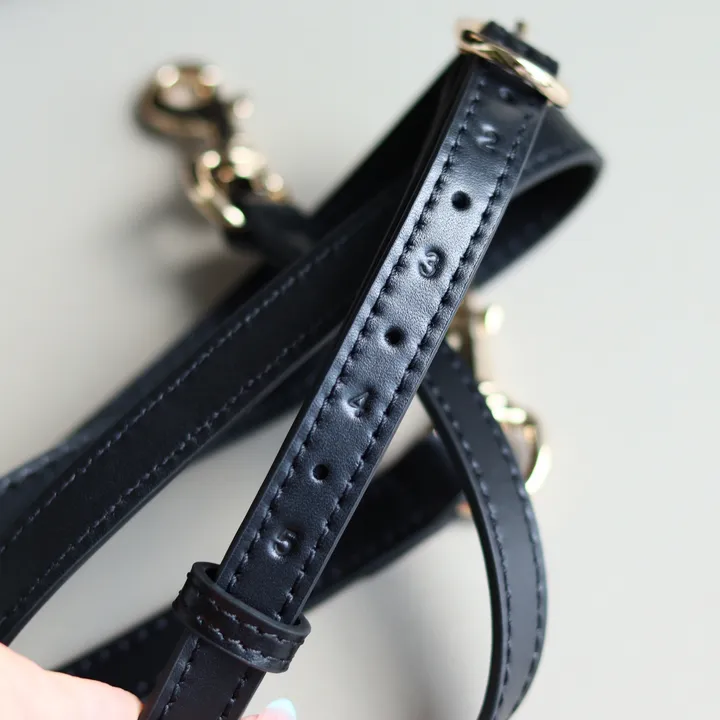 スーパーコピー ルイヴィトン キーホルダー