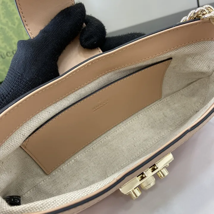 スーパーコピー グッチ キーホルダー