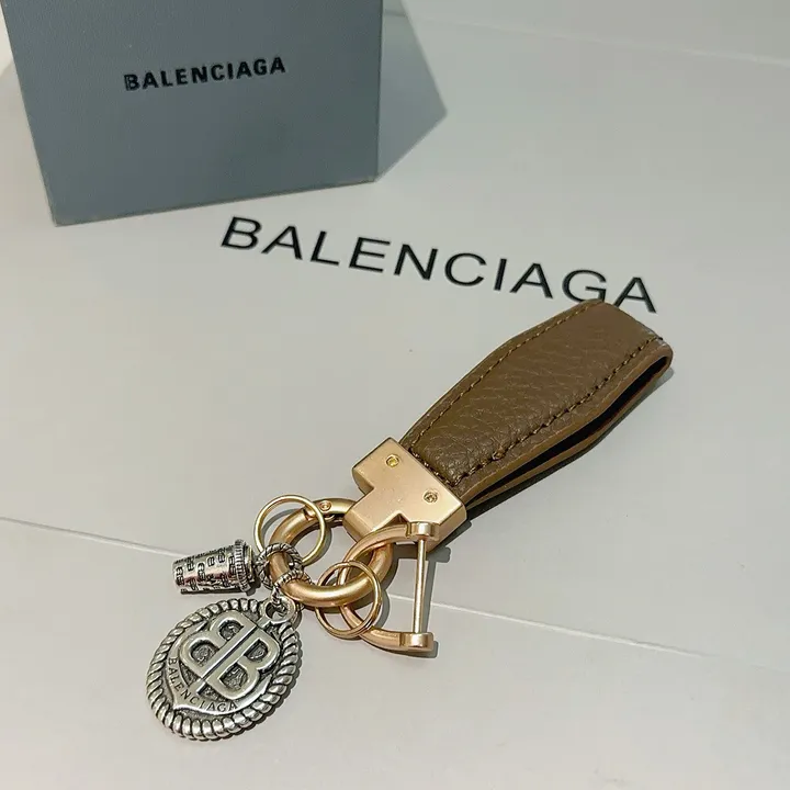 スーパーコピー バレンシアガ キーホルダー