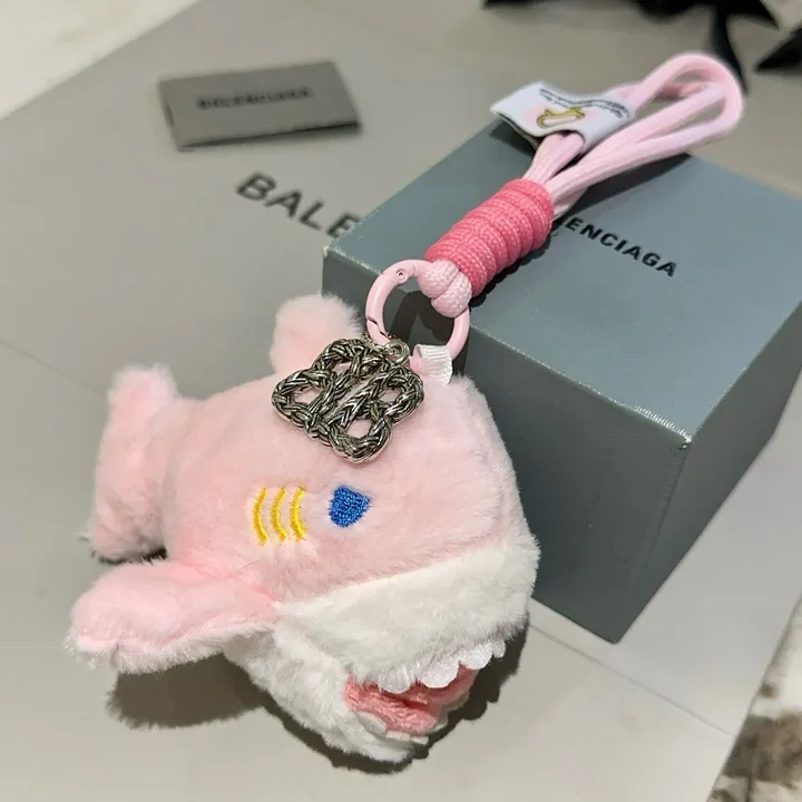 スーパーコピー バレンシアガ キーホルダー