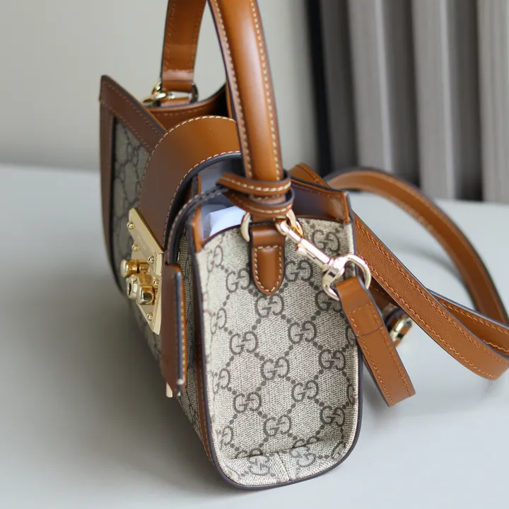 スーパーコピー グッチ キーホルダー