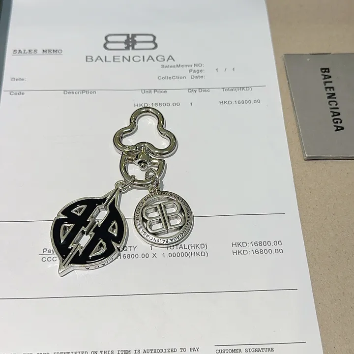 スーパーコピー バレンシアガ キーホルダー