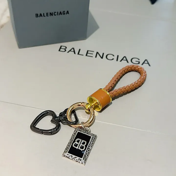 スーパーコピー バレンシアガ キーホルダー