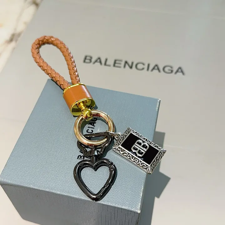 スーパーコピー バレンシアガ キーホルダー