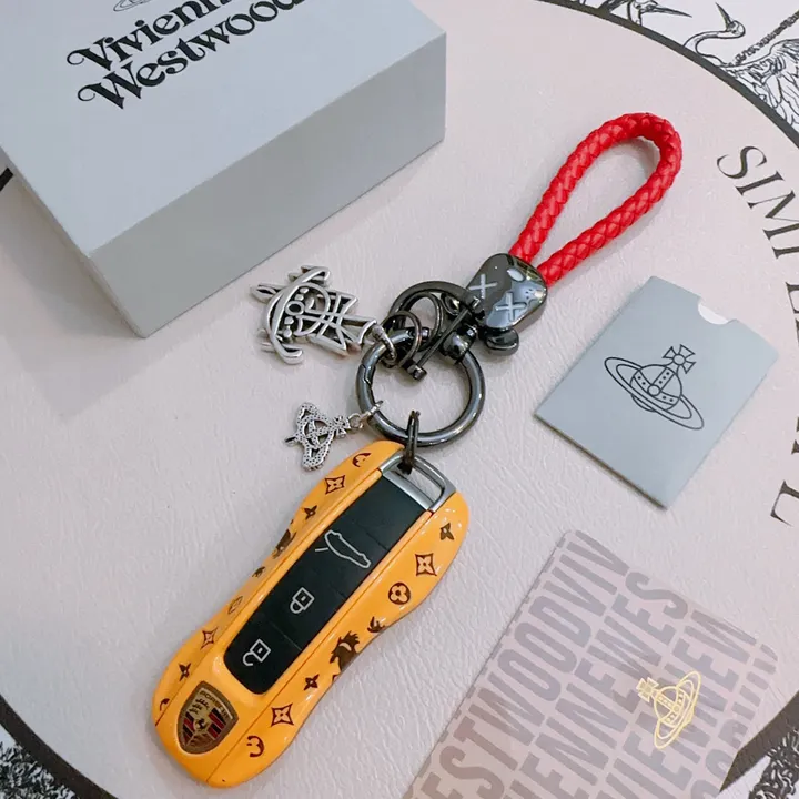 スーパーコピー クリスチャン・ルブタン キーホルダー