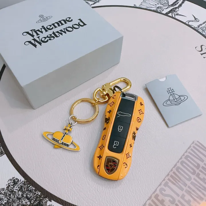 スーパーコピー クリスチャン・ルブタン キーホルダー