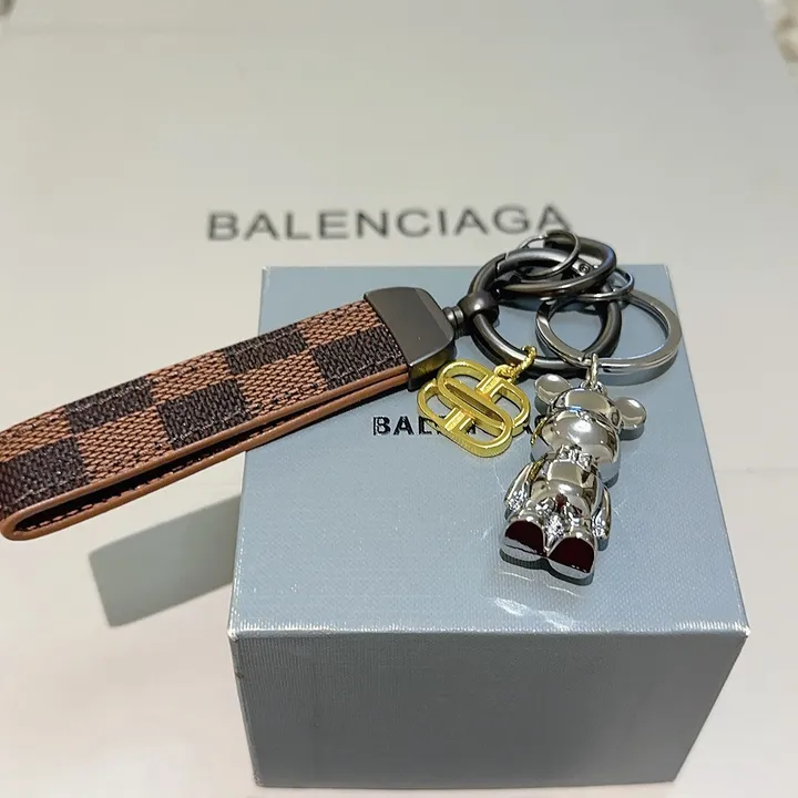 スーパーコピー バレンシアガ キーホルダー