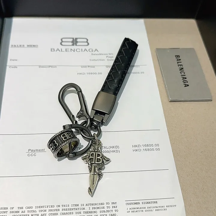 スーパーコピー バレンシアガ キーホルダー