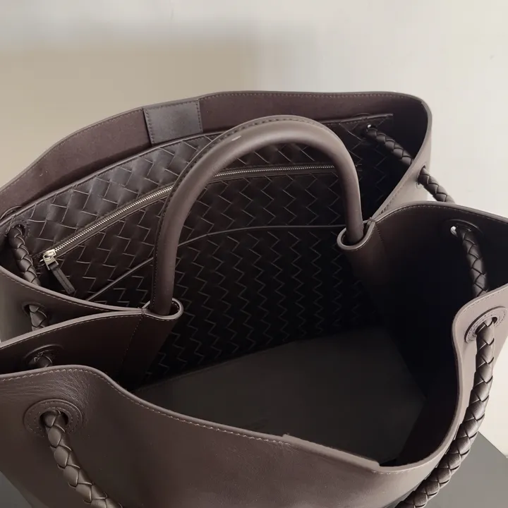 スーパーコピー ボッテガ ヴェネタ キーホルダー