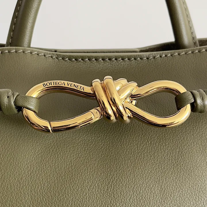 スーパーコピー ボッテガ ヴェネタ キーホルダー