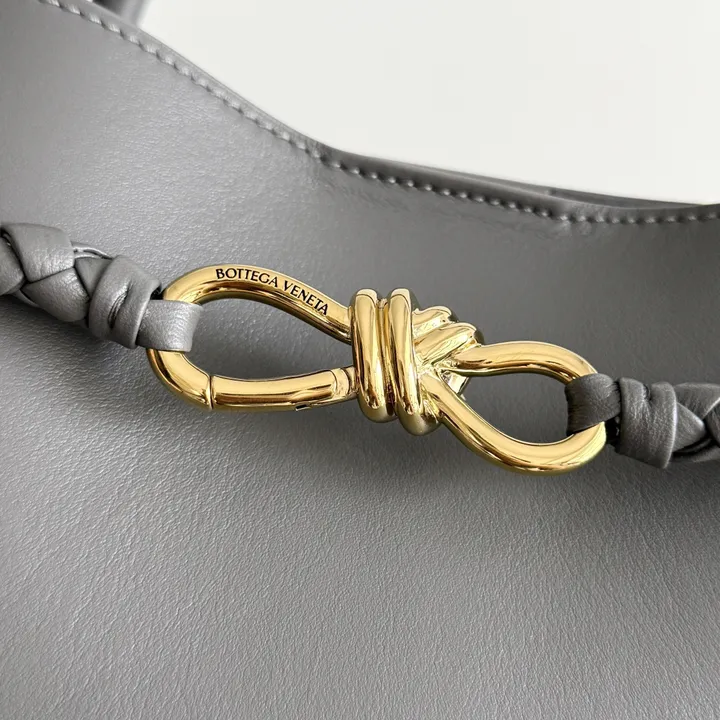 スーパーコピー ボッテガ ヴェネタ キーホルダー