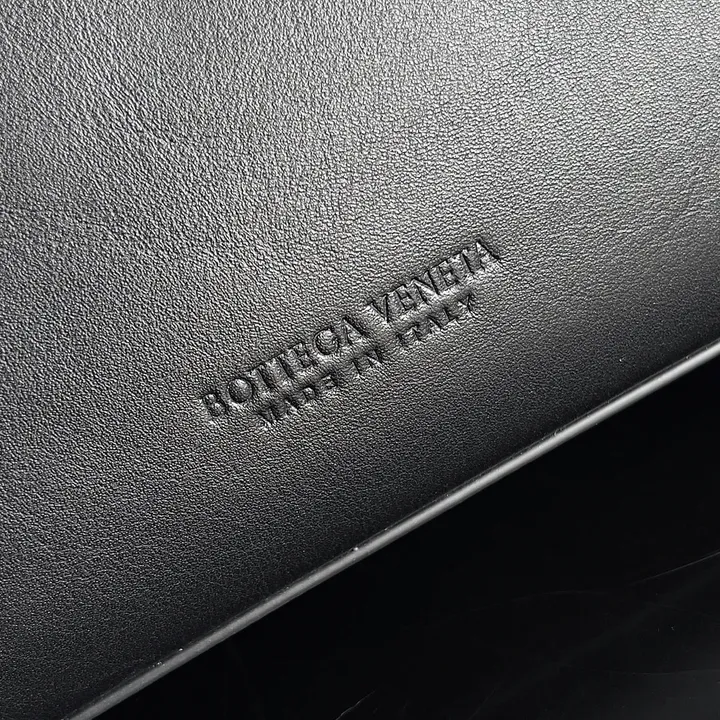 スーパーコピー ボッテガ ヴェネタ キーホルダー