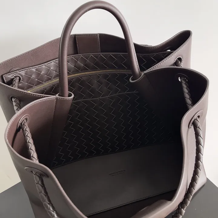 スーパーコピー ボッテガ ヴェネタ キーホルダー