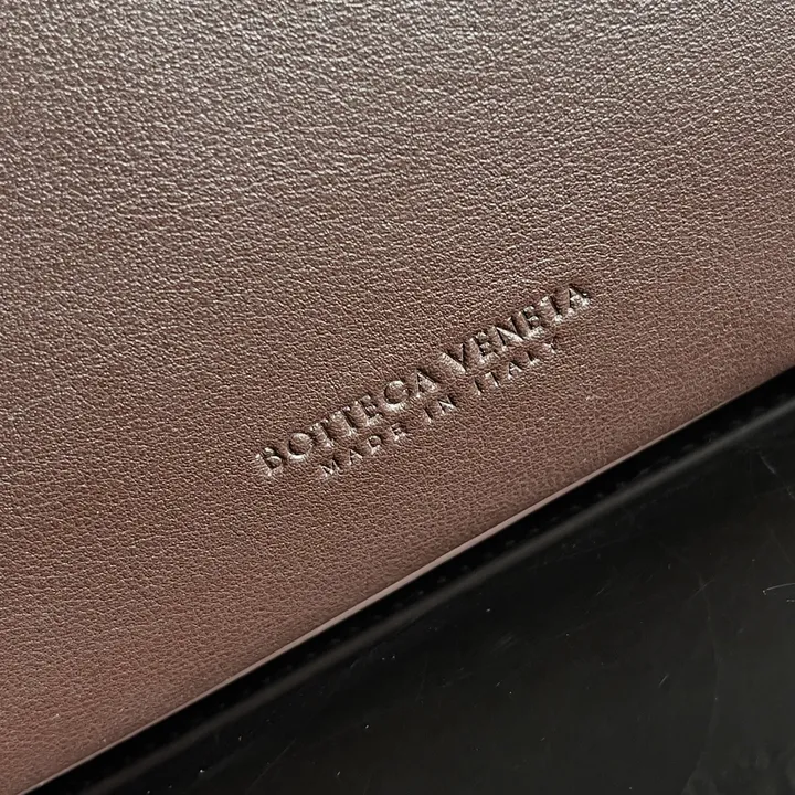 スーパーコピー ボッテガ ヴェネタ キーホルダー