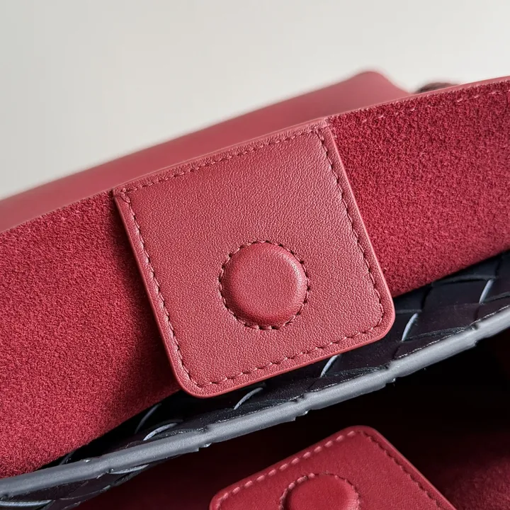 スーパーコピー ボッテガ ヴェネタ キーホルダー