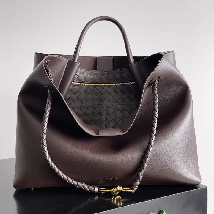 スーパーコピー ボッテガ ヴェネタ キーホルダー