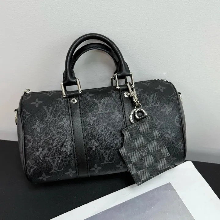 スーパーコピー ルイヴィトン キーホルダー