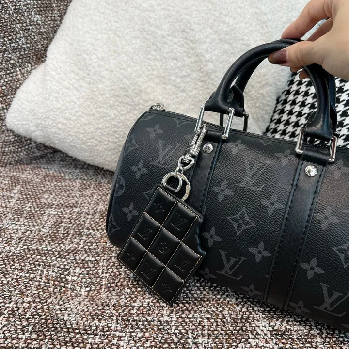 スーパーコピー ルイヴィトン キーホルダー