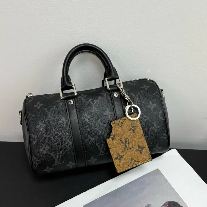 スーパーコピー ルイヴィトン キーホルダー