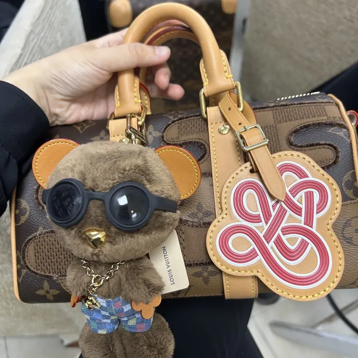 スーパーコピー ルイヴィトン キーホルダー