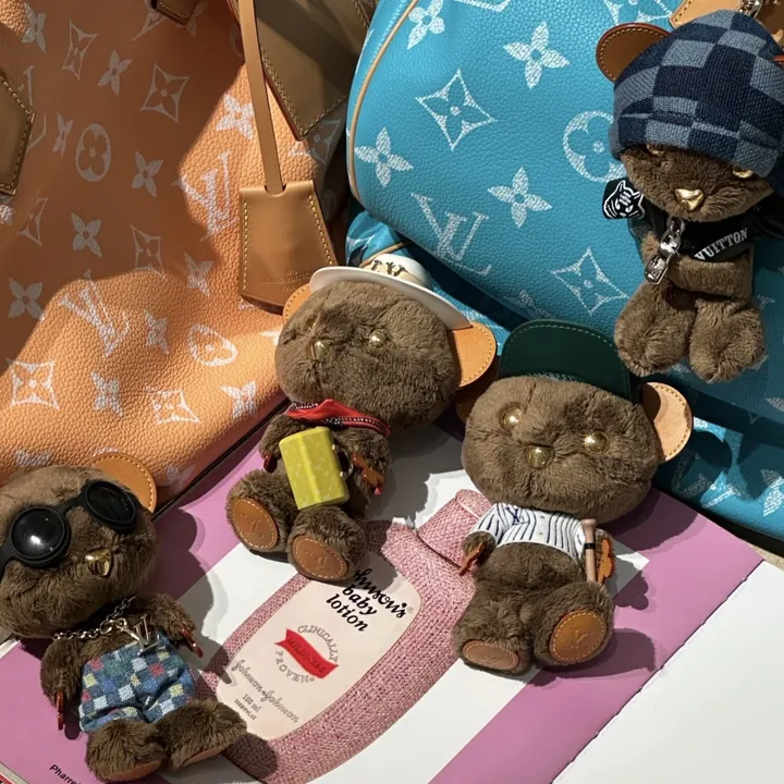 スーパーコピー ルイヴィトン キーホルダー