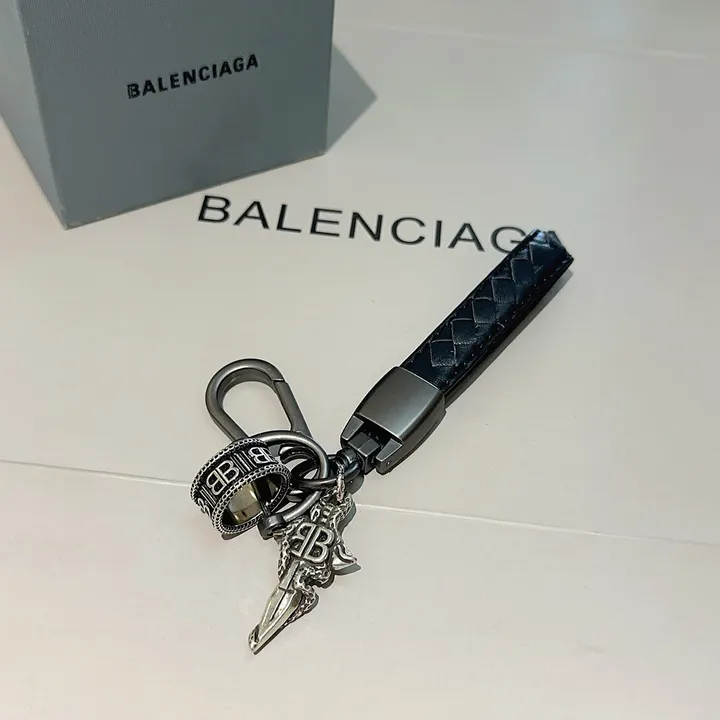 スーパーコピー バレンシアガ キーホルダー