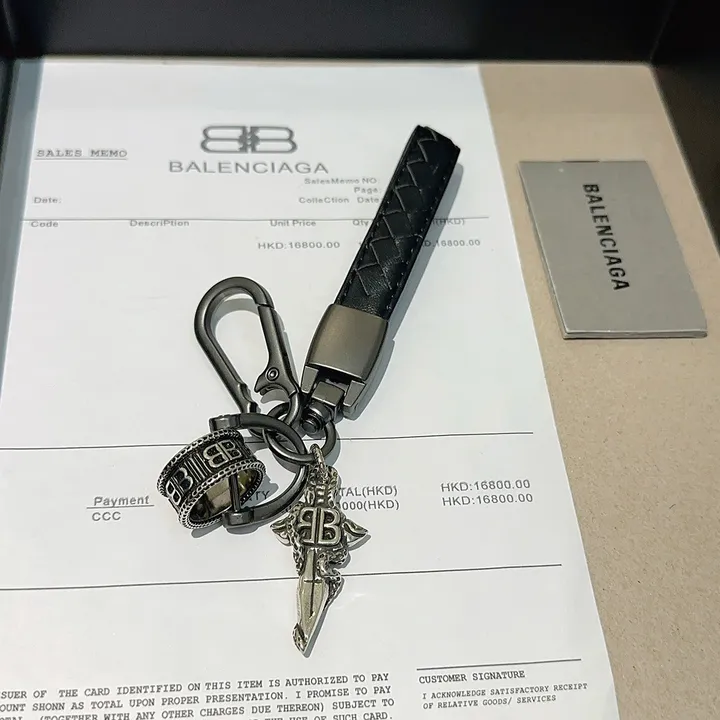 スーパーコピー バレンシアガ キーホルダー