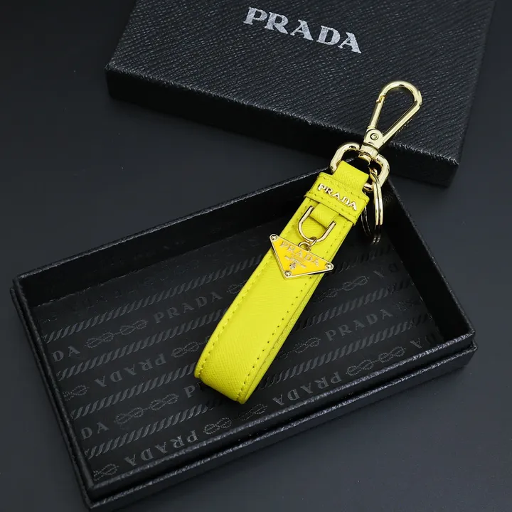 スーパーコピー バレンシアガ キーホルダー