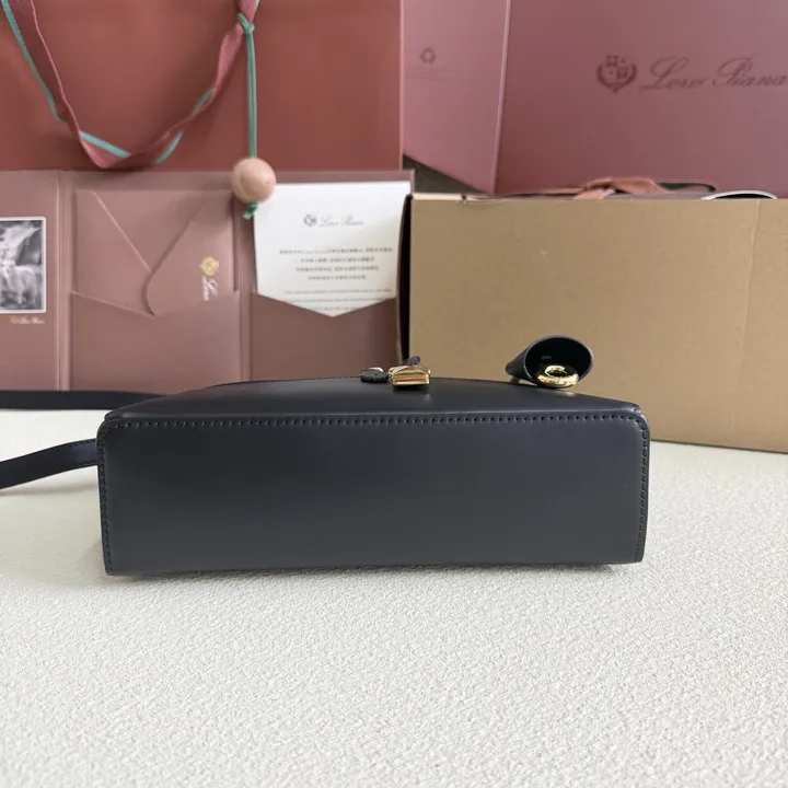 スーパーコピー ディオール キーホルダー