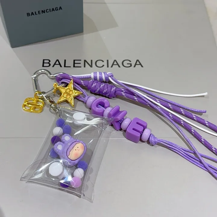 スーパーコピー バレンシアガ キーホルダー