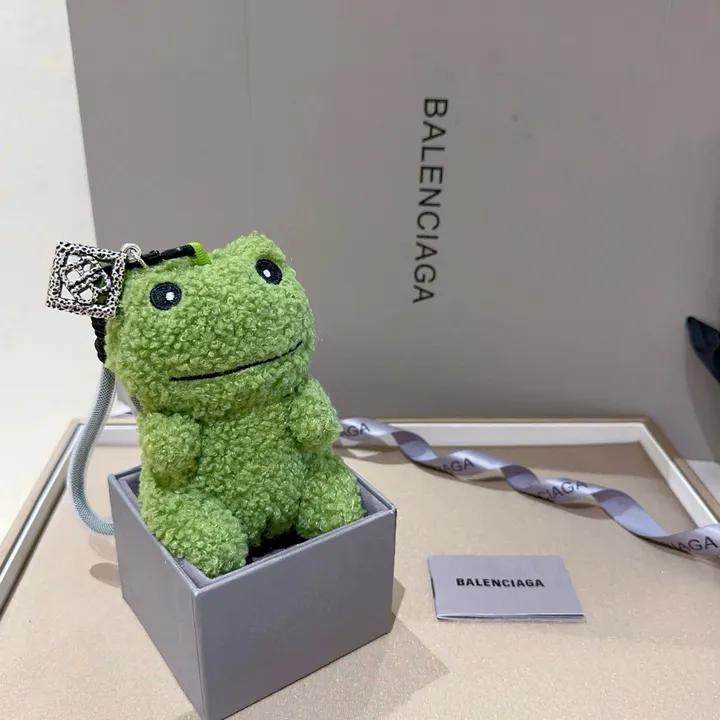 スーパーコピー バレンシアガ キーホルダー