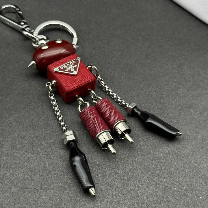 スーパーコピー プラダ キーホルダー