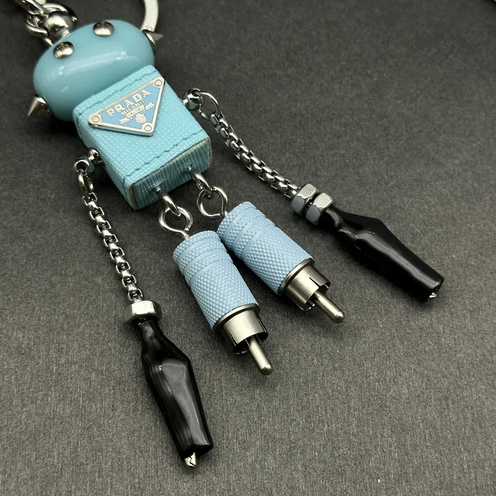 スーパーコピー バレンシアガ キーホルダー