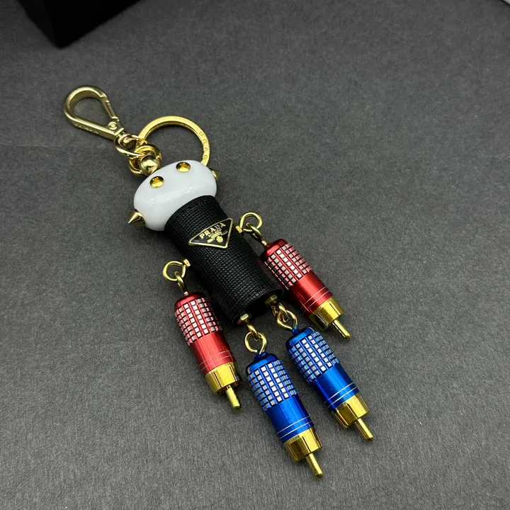 スーパーコピー バレンシアガ キーホルダー