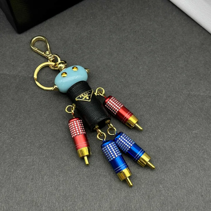 スーパーコピー バレンシアガ キーホルダー